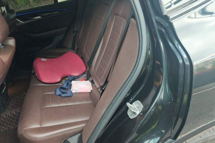 Used BMW X3 2019 xDrive28i M Sport Package Left Rear Seat