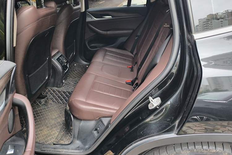 Used BMW X3 2019 xDrive28i Luxury Package Left Rear Seat
