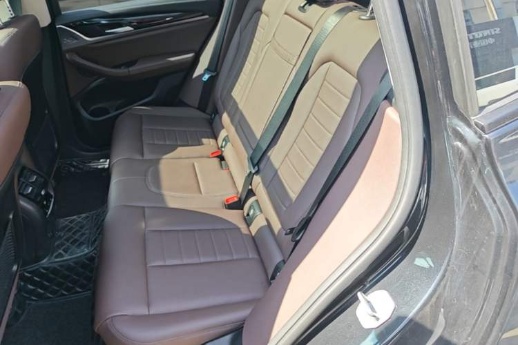 Used BMW X3 2019 xDrive25i M Sport Package Left Rear Seat