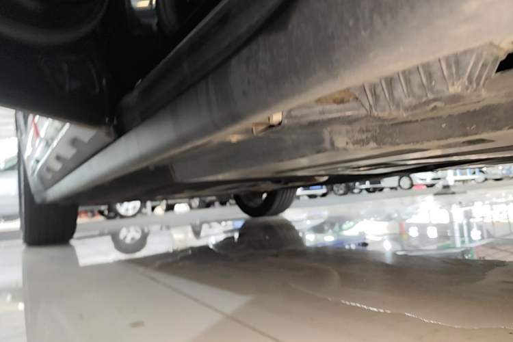 Used BMW X3 2019 xDrive28i Luxury Package Left Side Sill
