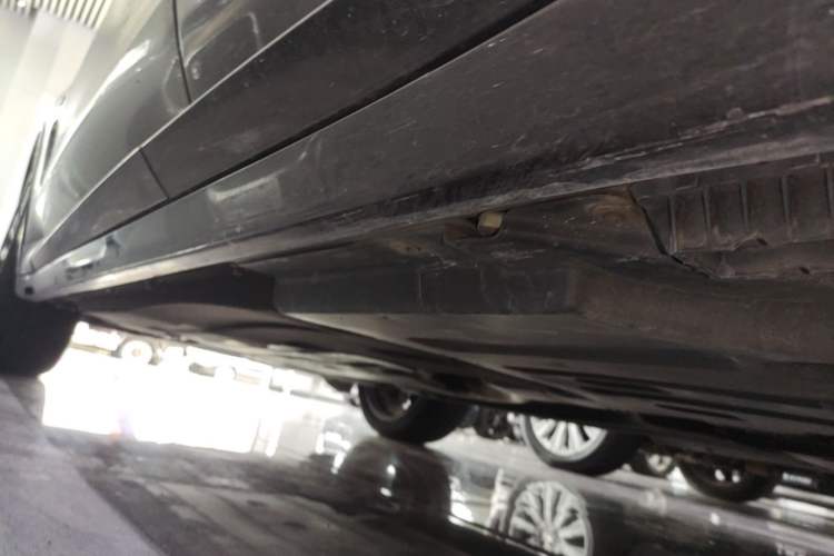 Used BMW X3 2019 xDrive30i Luxury Model with M Sport Package Left Side Sill