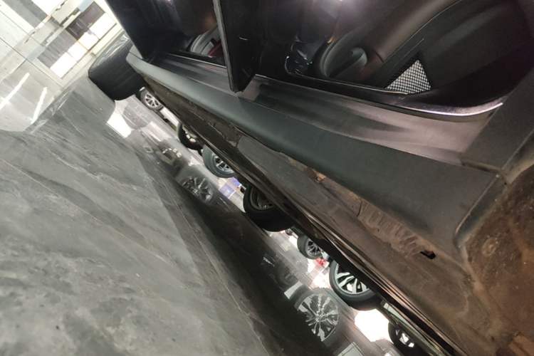 Used BMW X3 2019 xDrive25i Luxury Package Left Side Sill