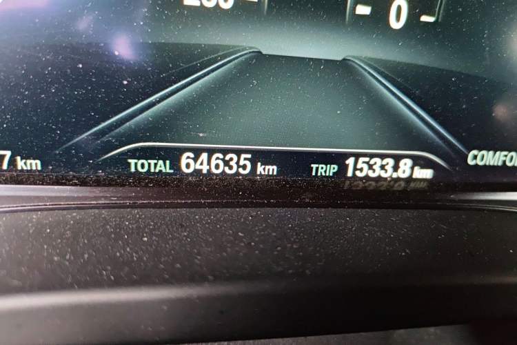 Used BMW X3 2019 xDrive25i Luxury Package Odometer Close Up