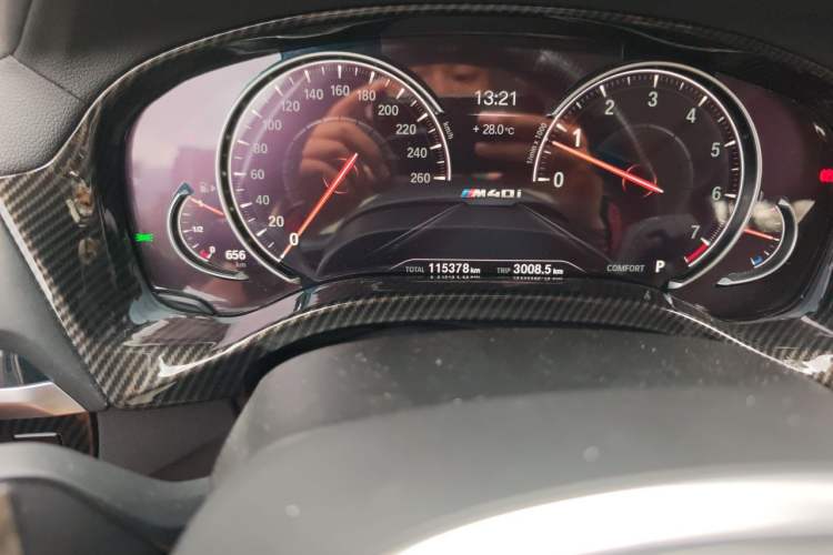 Used BMW X3 2019 xDrive28i M Sport Package Odometer Close Up