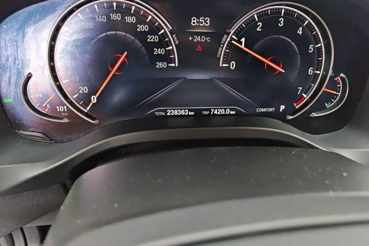 Used BMW X3 2019 xDrive28i Luxury Package Odometer Close Up
