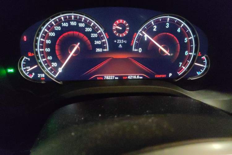 Used BMW X3 2019 xDrive30i Leading Model M Sport Package Odometer Close Up