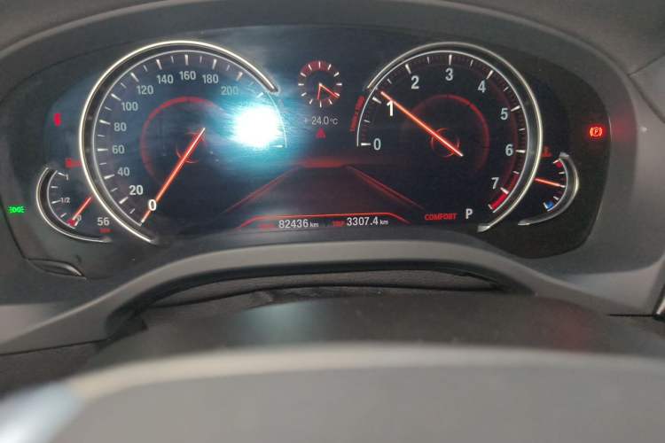 Used BMW X3 2019 xDrive28i Luxury Package Odometer Close Up