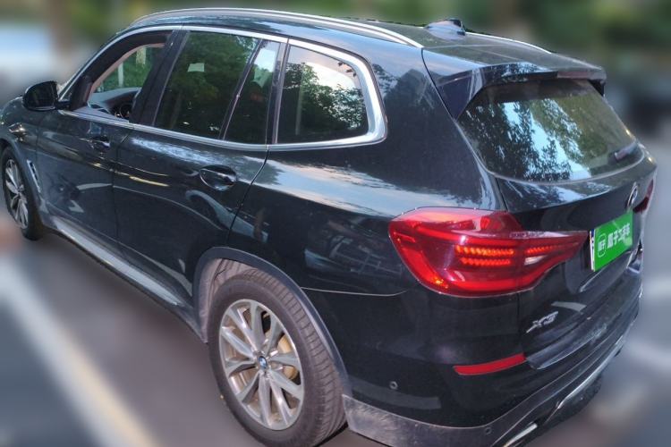 Used BMW X3 2019 xDrive25i Luxury Package Rear Left 45 Deg