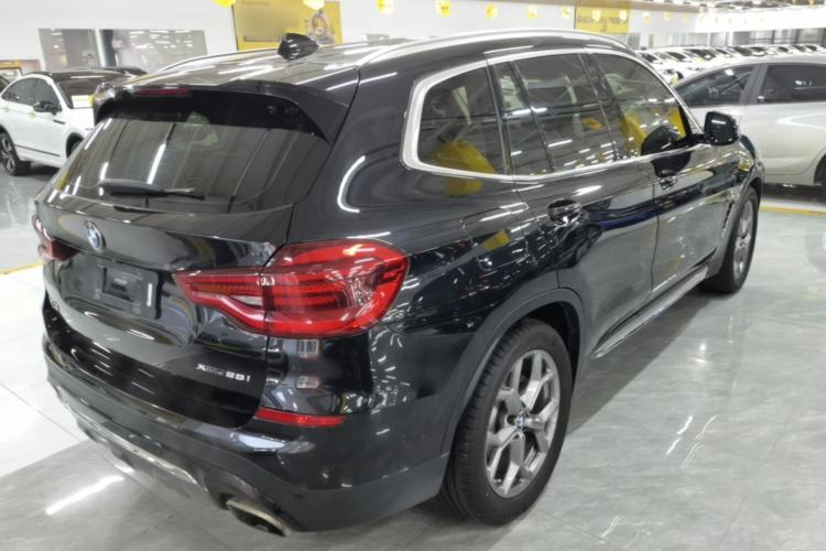 Used BMW X3 2019 xDrive28i Luxury Package Rear Right 45 Deg