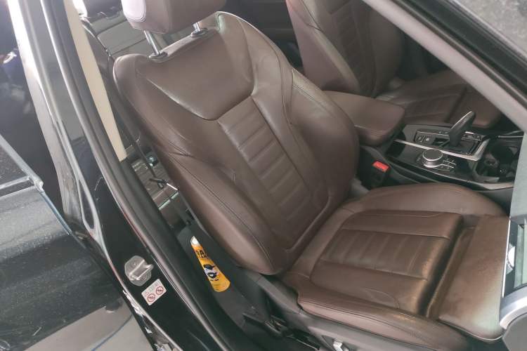 Used BMW X3 2019 xDrive28i M Sport Package Right Front Seat