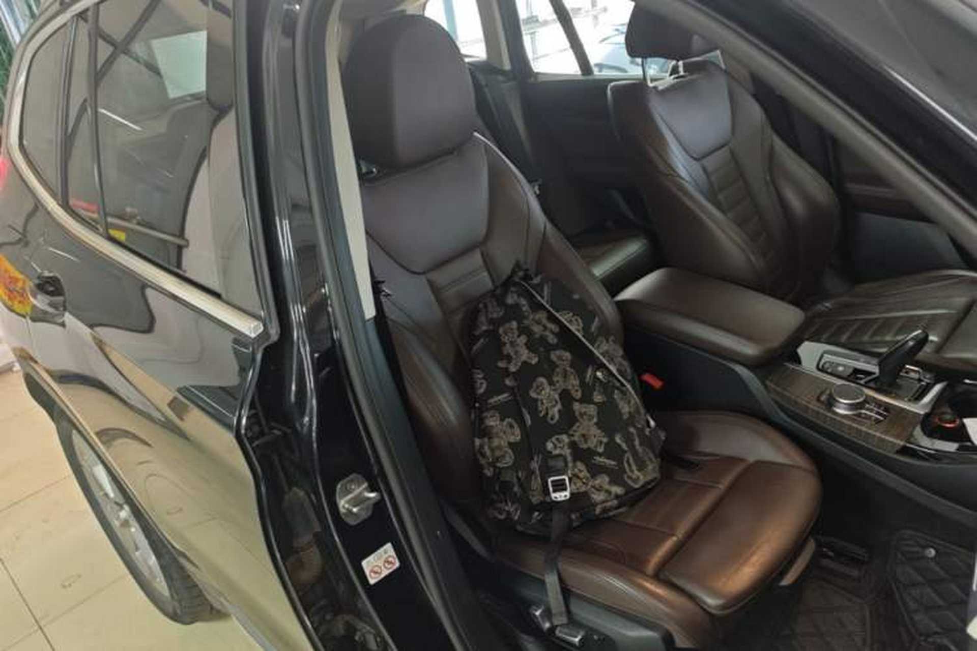 Used BMW X3 2019 xDrive28i Luxury Package Right Front Seat