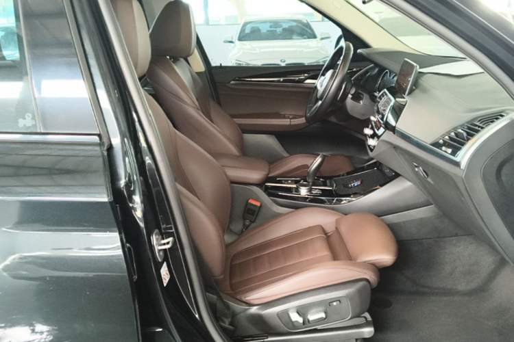 Used BMW X3 2019 xDrive28i M Sport Package Right Front Seat