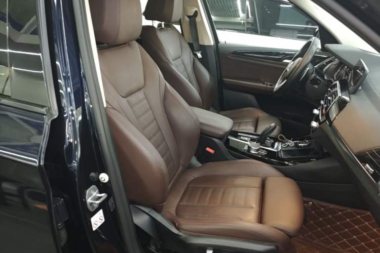 Used BMW X3 2019 xDrive28i M Sport Package Right Front Seat