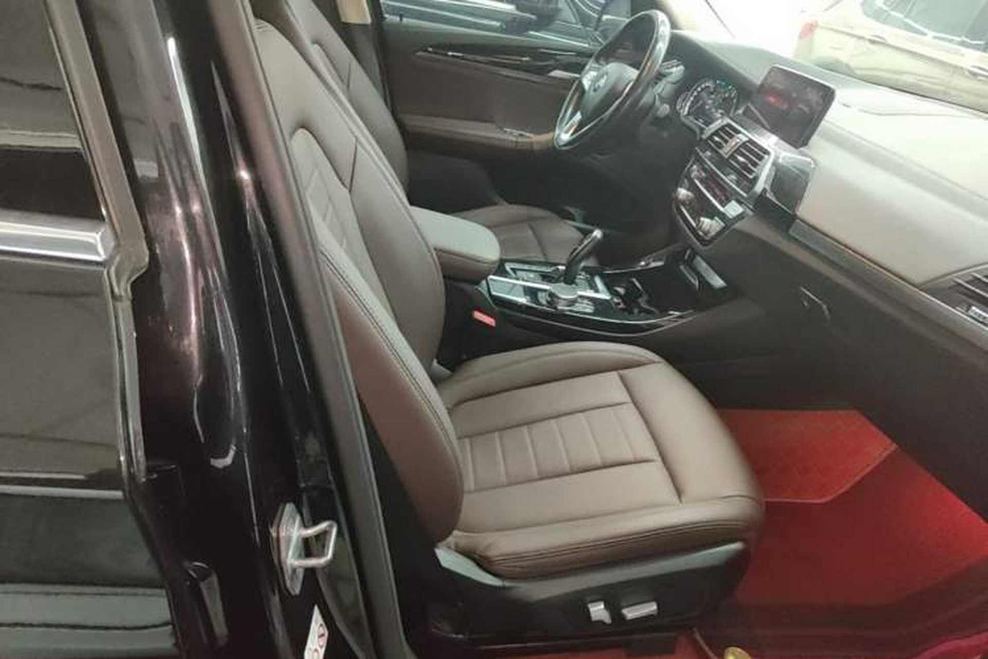 Used BMW X3 2019 xDrive25i Luxury Package Right Front Seat