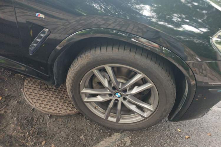 Used BMW X3 2019 xDrive28i M Sport Package Right Front Wheel Hub