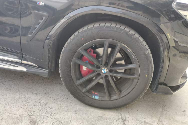 Used BMW X3 2019 xDrive28i M Sport Package Right Front Wheel Hub