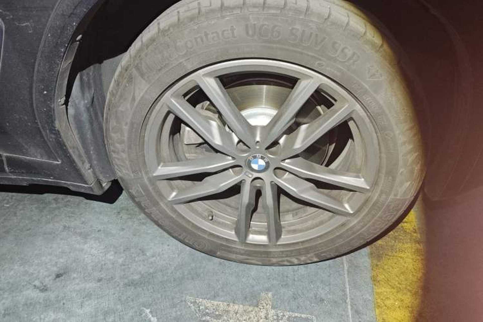 Used BMW X3 2019 xDrive30i Leading Model M Sport Package Right Front Wheel Hub