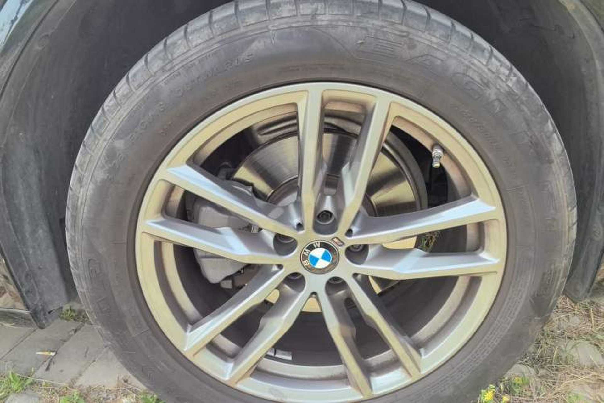 Used BMW X3 2019 xDrive28i M Sport Package Right Front Wheel Hub