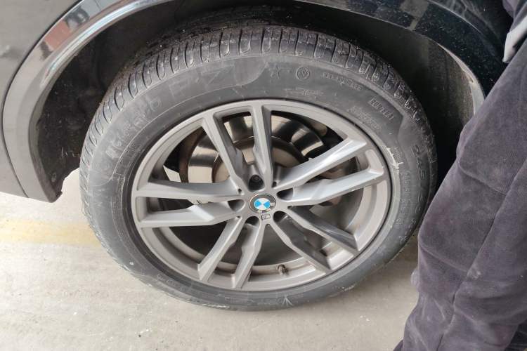 Used BMW X3 2019 xDrive28i M Sport Package Right Rear Wheel Hub