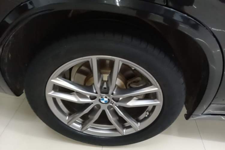 Used BMW X3 2019 xDrive28i M Sport Package Right Rear Wheel Hub