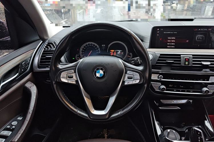 Used BMW X3 2019 xDrive28i Luxury Package Steering Wheel