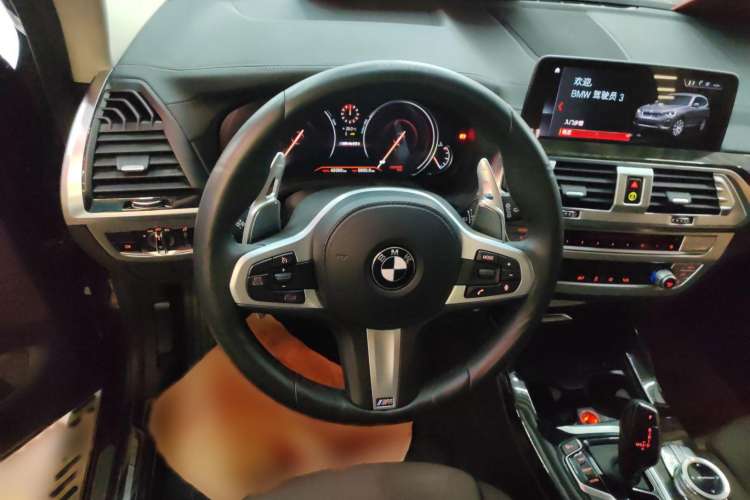 Used BMW X3 2019 xDrive30i Leading Model M Sport Package Steering Wheel
