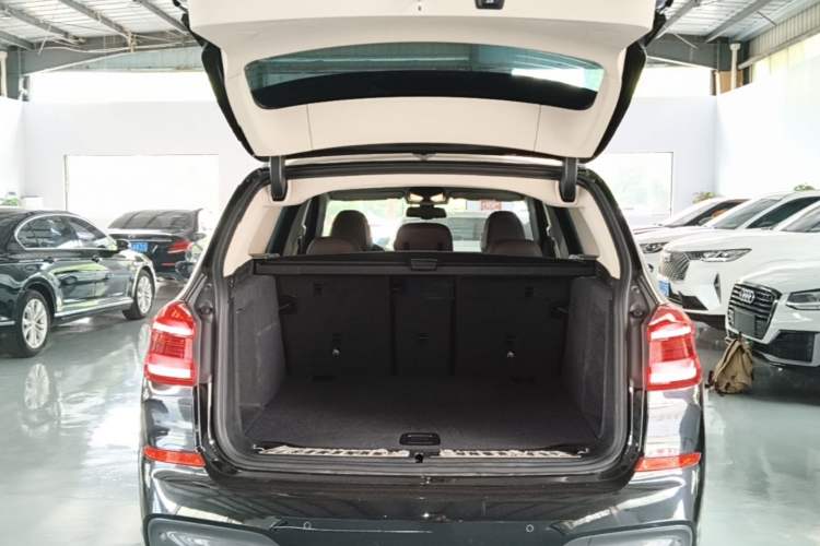 Used BMW X3 2019 xDrive28i M Sport Package Trunk