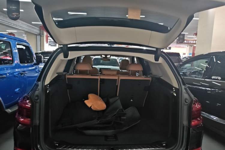 Used BMW X3 2019 xDrive28i M Sport Package Trunk