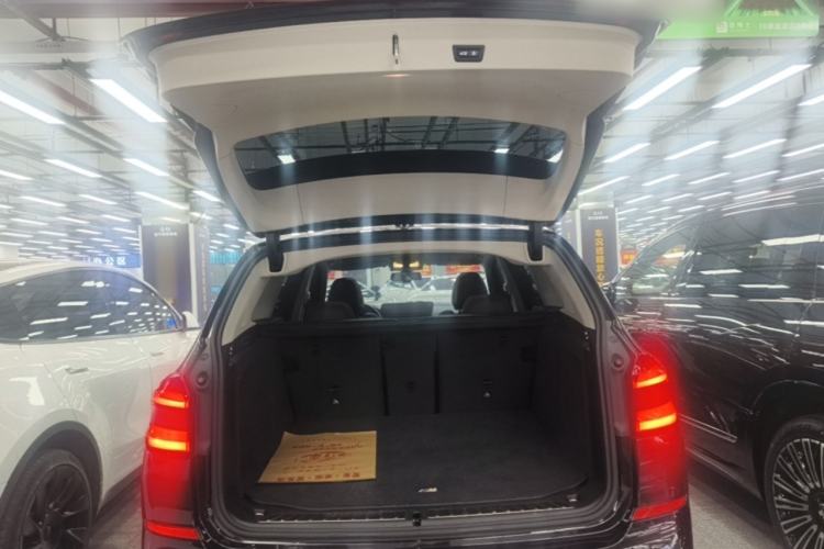 Used BMW X3 2019 xDrive30i Leading Model M Sport Package Trunk