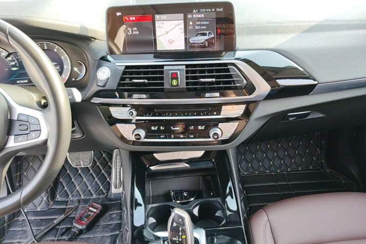 Used BMW X3 2019 xDrive25i M Sport Package Audio And AC Panel