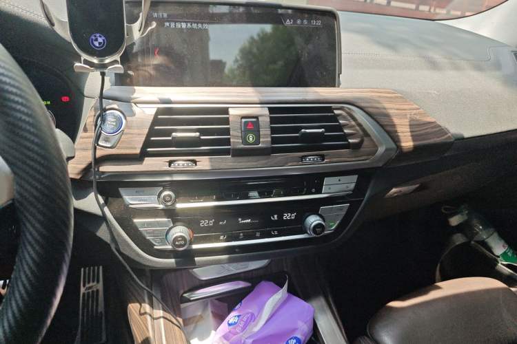 Used BMW X3 2019 xDrive28i M Sport Package Audio And AC Panel