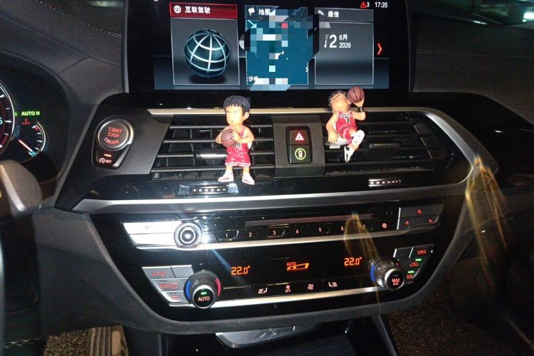 Used BMW X3 2019 xDrive25i Luxury Package Audio And AC Panel