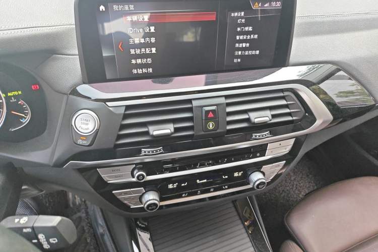 Used BMW X3 2019 xDrive28i M Sport Package Audio And AC Panel
