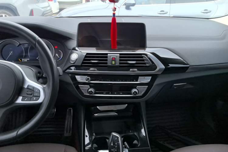 Used BMW X3 2019 xDrive25i M Sport Package Audio And AC Panel