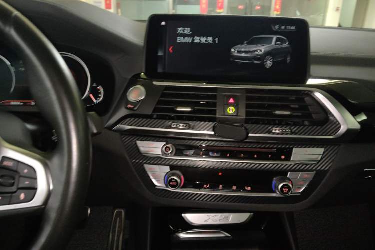 Used BMW X3 2019 xDrive25i M Sport Package Audio And AC Panel