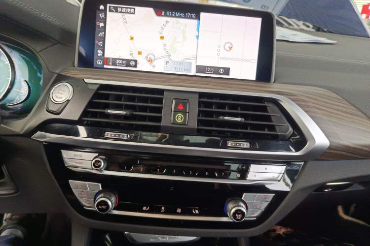 Used BMW X3 2019 xDrive28i Luxury Package Audio And AC Panel