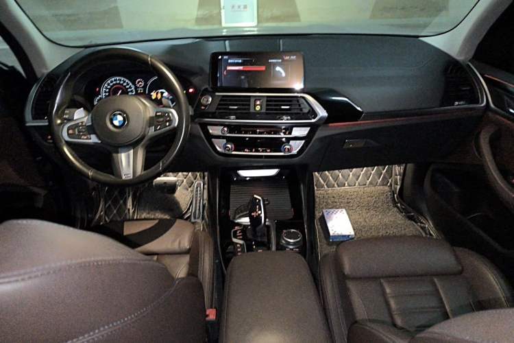Used BMW X3 2019 xDrive28i M Sport Package Center Console