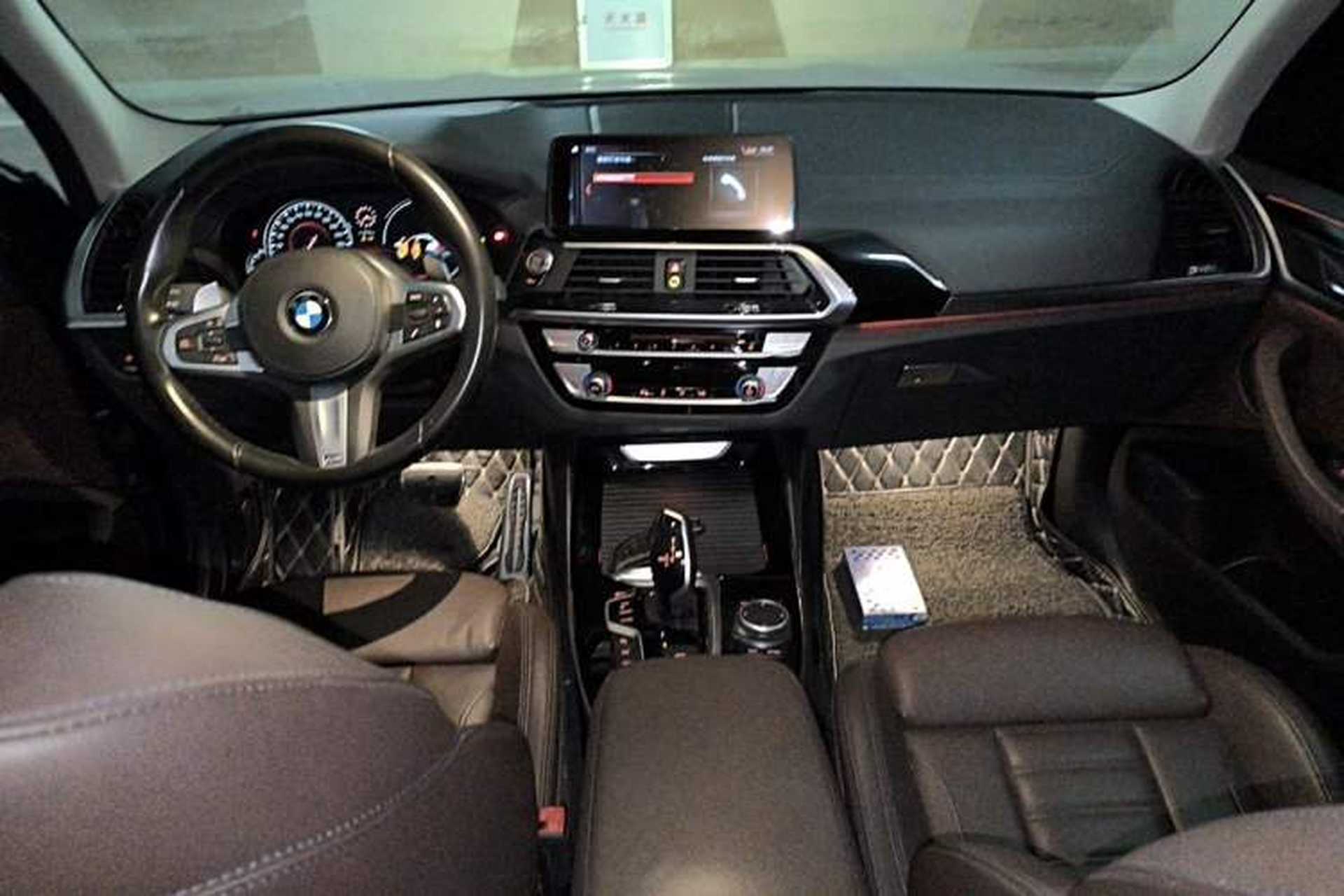 Used BMW X3 2019 xDrive28i M Sport Package Center Console