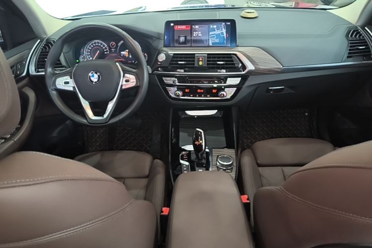 Used BMW X3 2019 xDrive28i Luxury Package Center Console