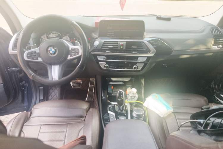 Used BMW X3 2019 xDrive28i M Sport Package Center Console