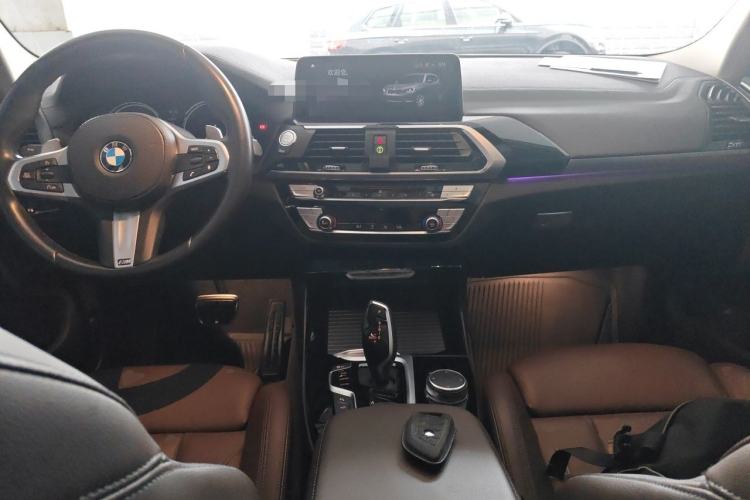 Used BMW X3 2019 xDrive28i M Sport Package Center Console