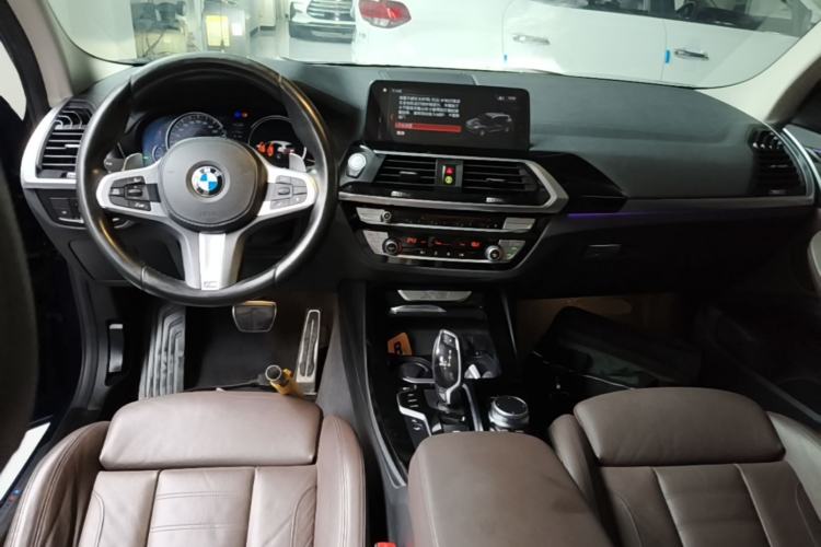 Used BMW X3 2019 xDrive28i M Sport Package Center Console
