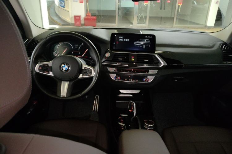 Used BMW X3 2019 xDrive25i M Sport Package Center Console