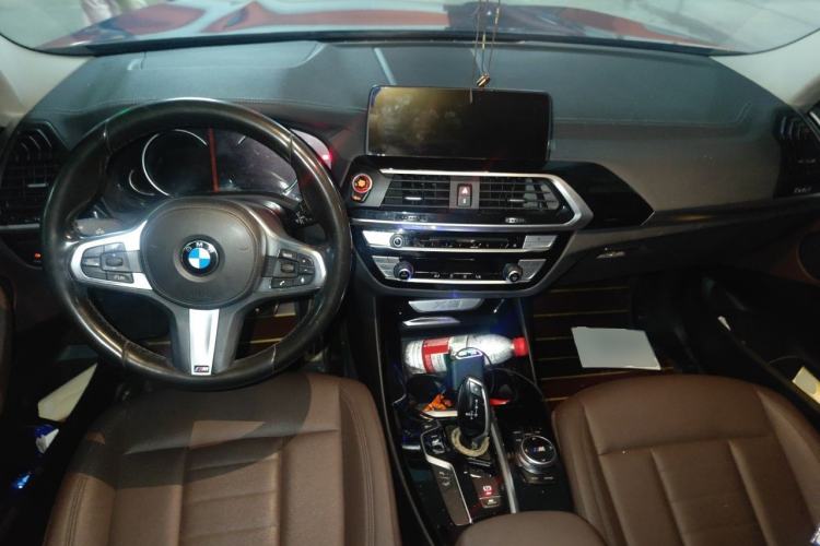 Used BMW X3 2019 xDrive25i M Sport Package Center Console