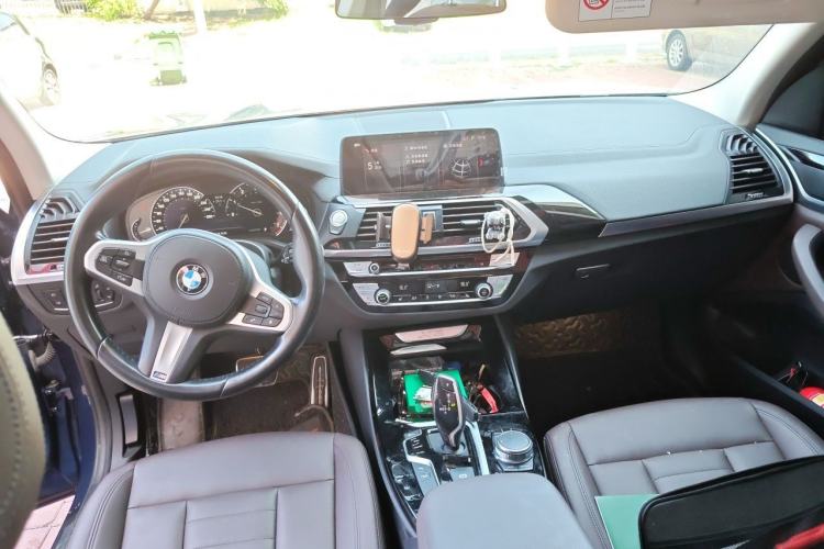 Used BMW X3 2019 xDrive25i M Sport Package Center Console