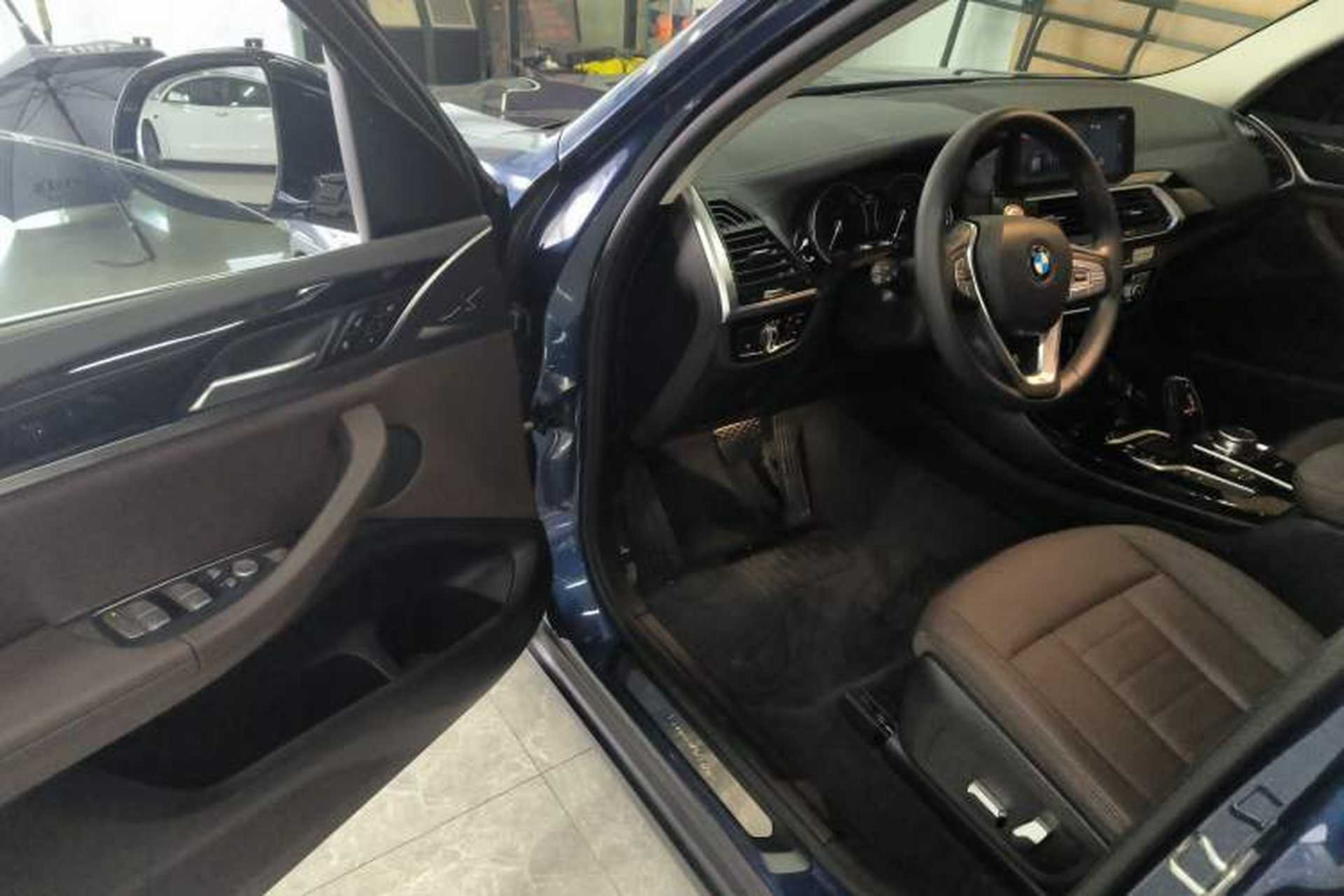 Used BMW X3 2019 xDrive25i Luxury Package Driver Seat