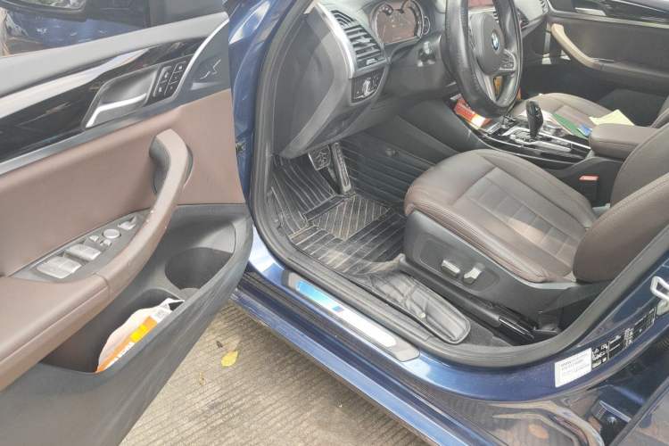 Used BMW X3 2019 xDrive25i M Sport Package Driver Seat