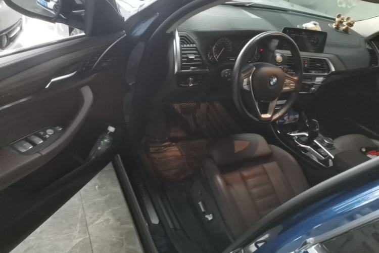 Used BMW X3 2019 xDrive28i Luxury Package Driver Seat