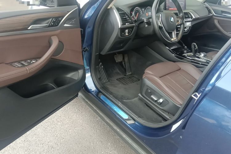 Used BMW X3 2019 xDrive28i Luxury Package Driver Seat
