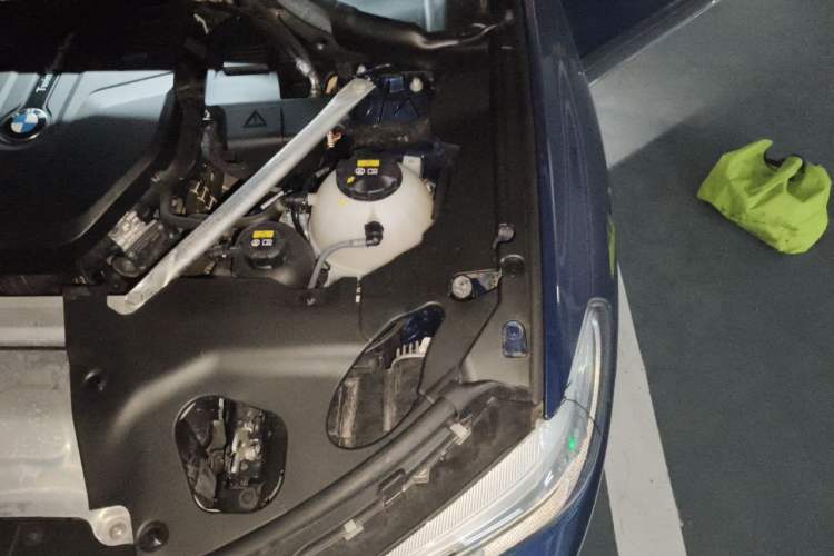 Used BMW X3 2019 xDrive25i Luxury Package Engine Bay Left